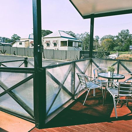 Kilcoy Motel Bagian luar foto