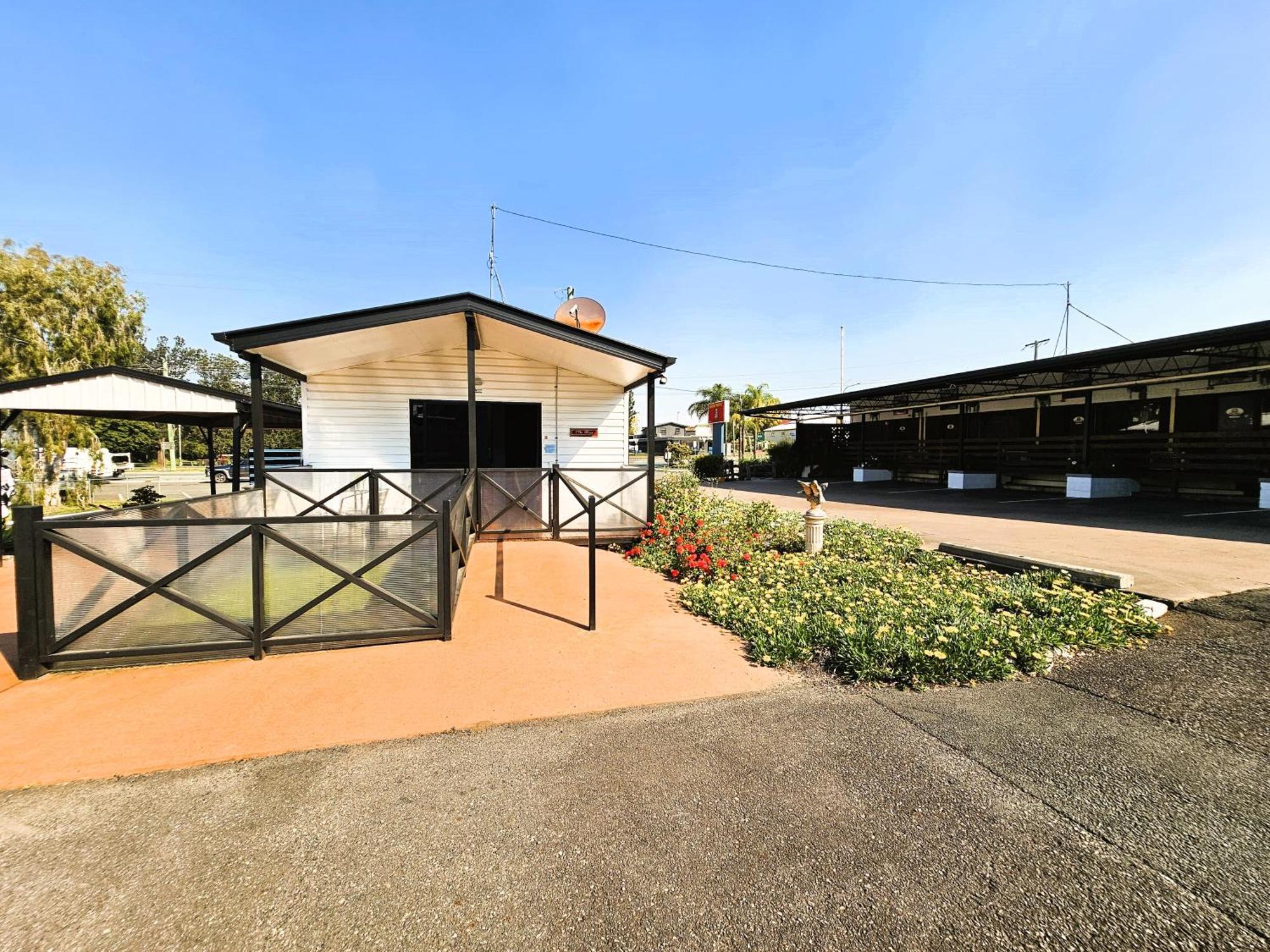 Kilcoy Motel Bagian luar foto